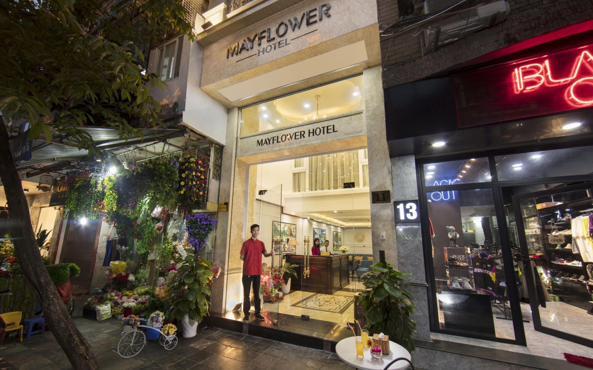 Review Khách sạn Mayflower Hà Nội: Điểm dừng chân thanh lịch giữa lòng phố cổ nhộn nhịp