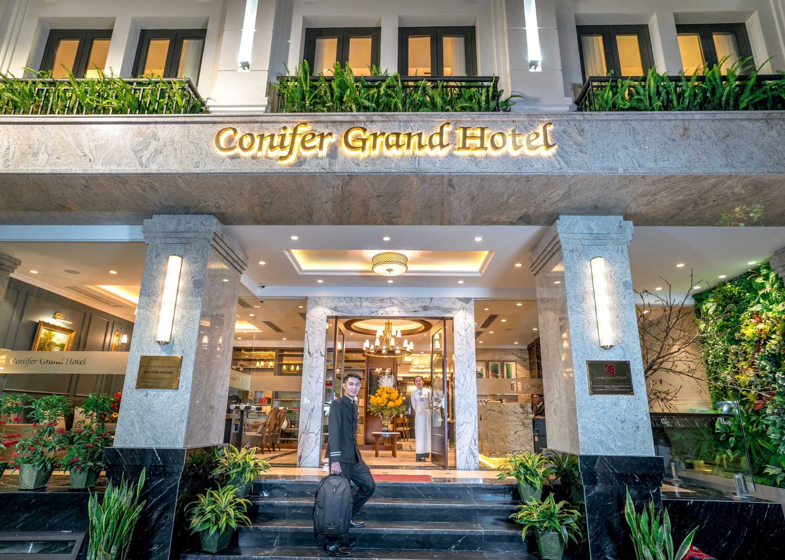 Review Conifer Grand Hotel: Khách sạn boutique sang trọng giữa lòng phố cổ Hà Nội