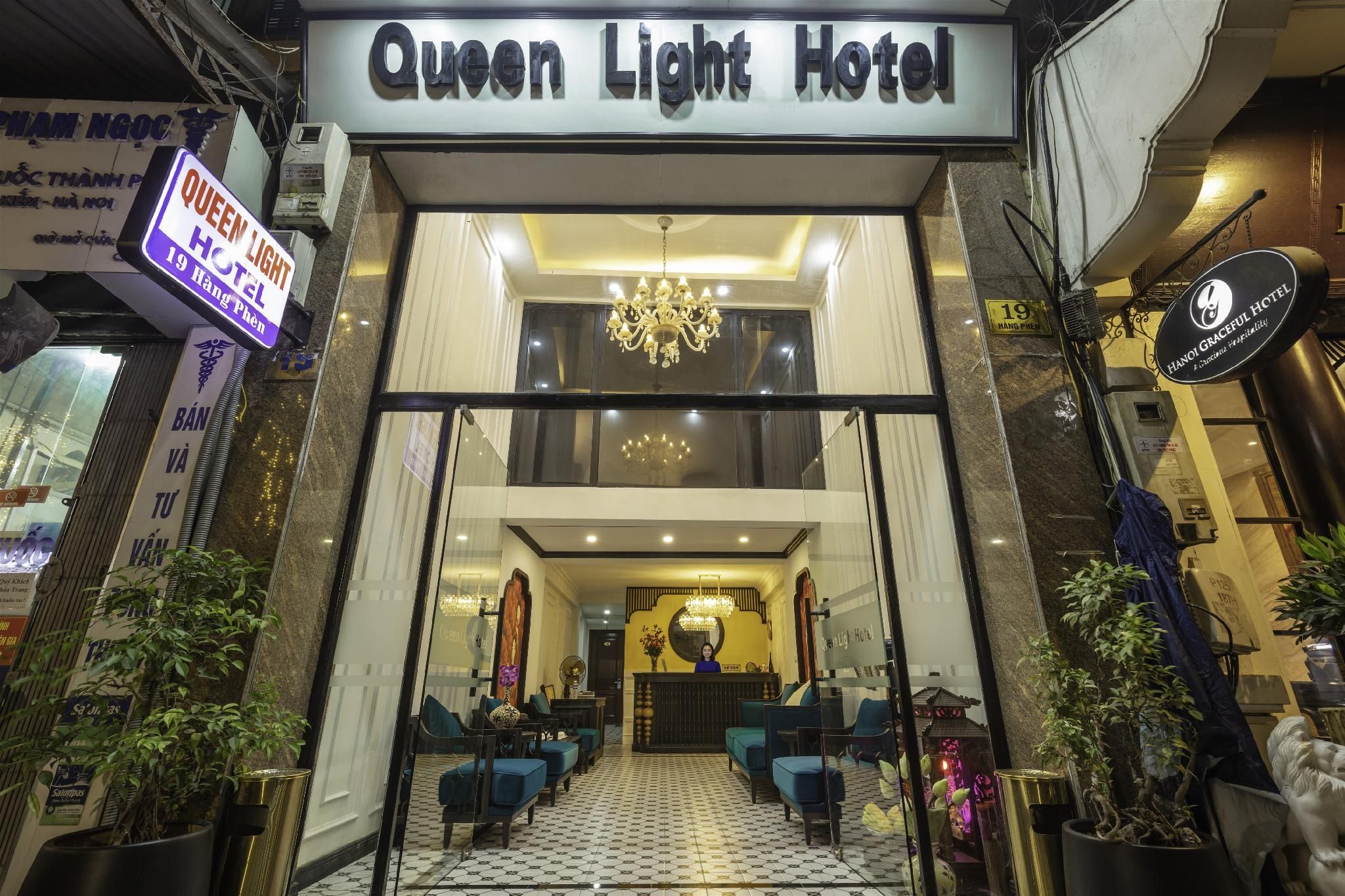 Review Queen Light Hotel – Trải Nghiệm Nghỉ Dưỡng Sang Trọng Giữa Lòng Thủ Đô Hà Nội
