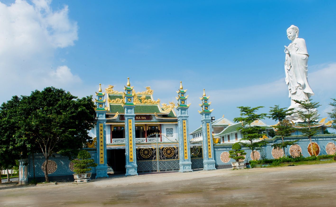 Chùa Bà Đa Ở Đà Nẵng: Điểm đến tâm linh thanh tịnh và những mẫu văn khấn thường dùng