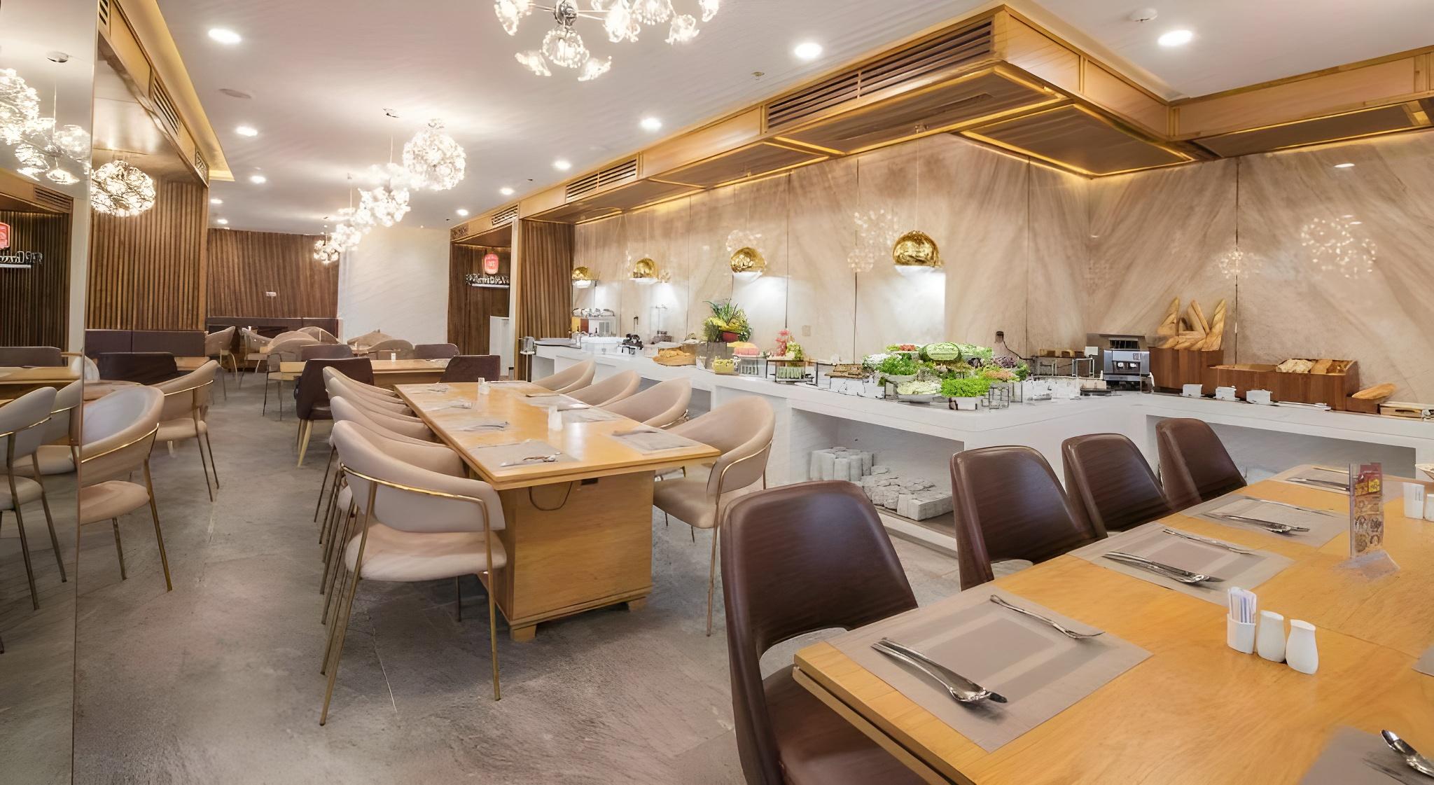 Review Haian Riverfront Hotel Da Nang: Khách sạn view sông Hàn sang trọng giữa trung tâm Đà Nẵng