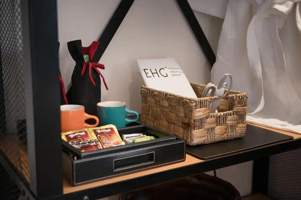 Review Khách sạn C Central: Ẩn số lưu trú giữa nhịp sống sôi động phố Tây Sài Gòn