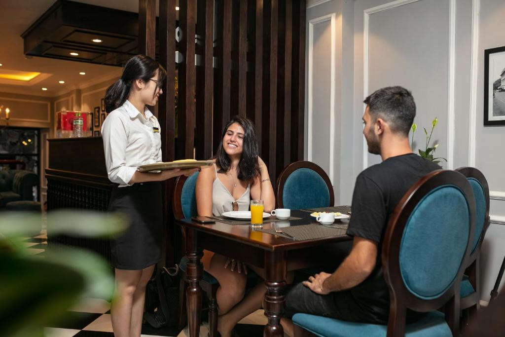 Review Maya Boutique Hotel & Spa: Khách sạn boutique quyến rũ giữa lòng phố cổ Hà Nội