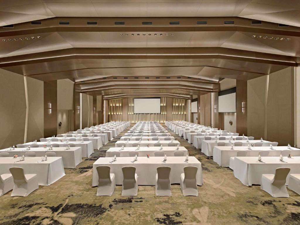 Review Pullman Danang Beach Resort: Trải Nghiệm Nghỉ Dưỡng Đẳng Cấp 5 Sao Bên Bờ Biển Đà Nẵng