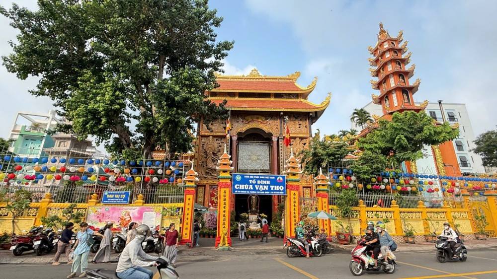 Top ngôi chùa nổi tiếng ở Hồ Chí Minh: siêu chi tiết từ A–Z cho chuyến hành hương đáng nhớ