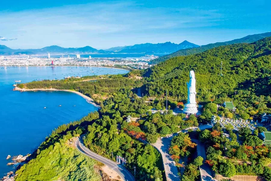 Chùa ở Đà Nẵng linh thiêng, đẹp và đáng ghé trong hành trình vãn cảnh