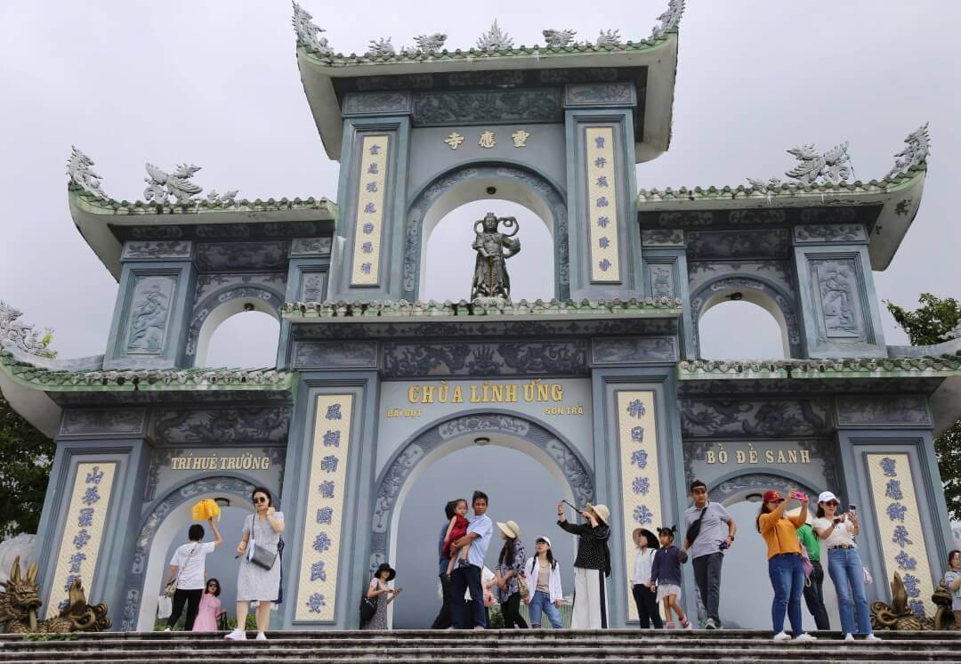 Chùa ở Sơn Trà Đà Nẵng linh thiêng, đẹp cảnh và đáng ghé khi muốn tìm sự bình yên