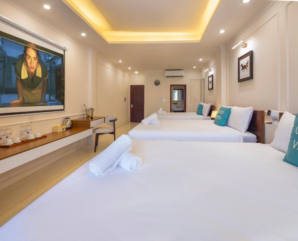 Diamond Crown 2 Hotel: Review chi tiết phòng nghỉ, tiện ích và giá phòng tại TP.HCM