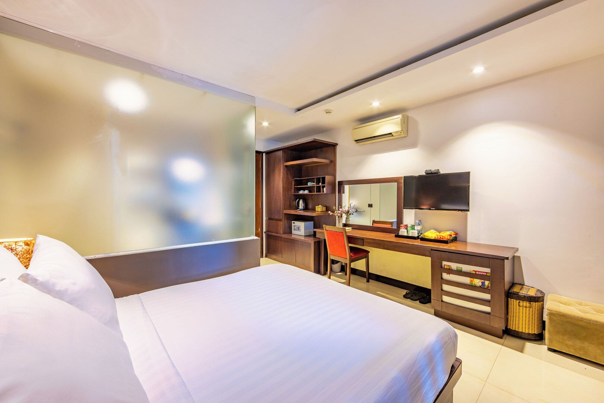 Khách sạn The Noble Swan Central Đồng Du: Review chi tiết phòng nghỉ, tiện ích và giá phòng