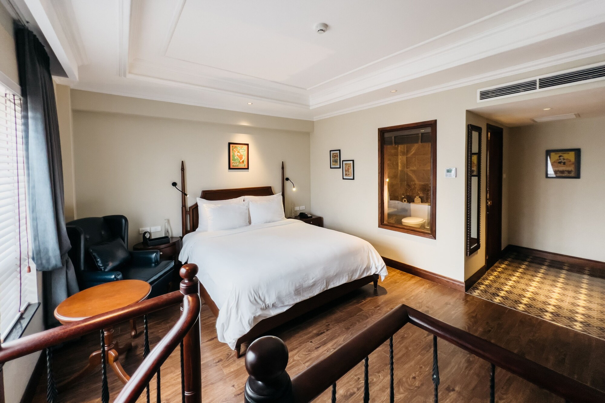 La Siesta hotel: Review chi tiết phòng nghỉ, tiện ích và giá phòng tại trung tâm TP.HCM